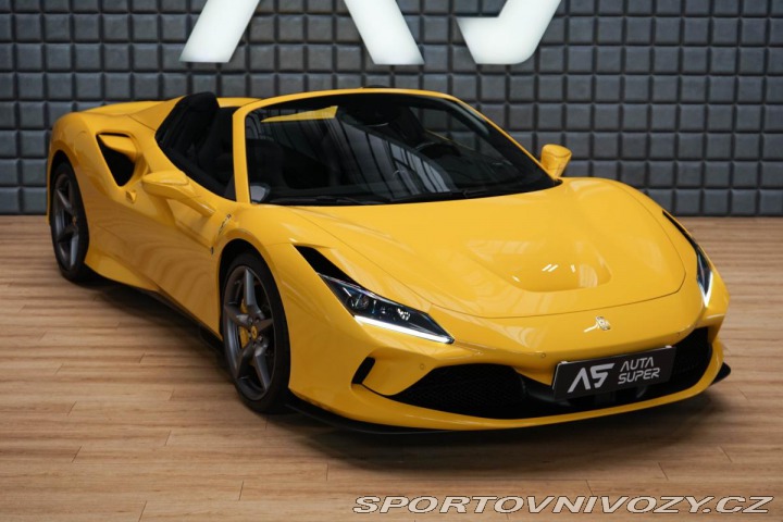Ferrari F8 Spider LIFT LED ACC P-Dis 2023