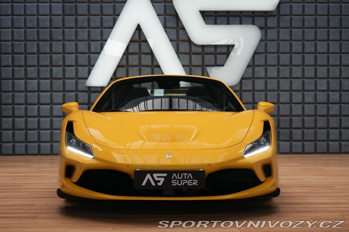 Ferrari F8 Spider LIFT LED ACC P-Dis 2023