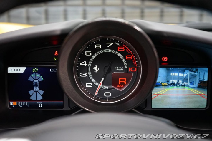 Ferrari F8 Spider LIFT LED ACC P-Dis 2023