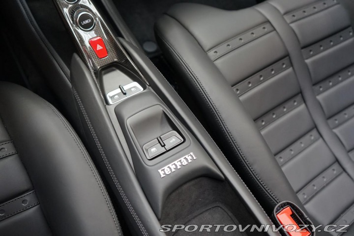 Ferrari F8 Spider LIFT LED ACC P-Dis 2023