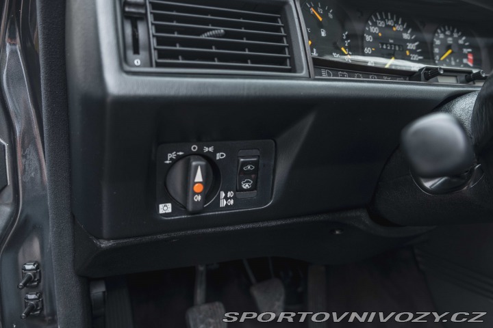 Mercedes-Benz E 190E 2.5-16V EVO 1 1989
