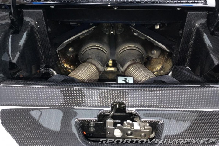 Ferrari 296 296 GTS 2023