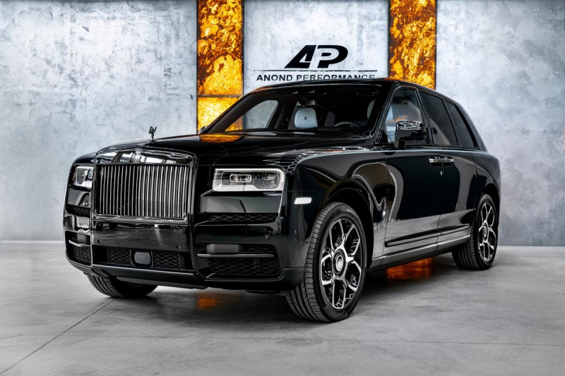 Rolls Royce Cullinan Black Badge MASSAGE