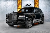   Rolls-Royce Cullinan Black Badge MASSAGE