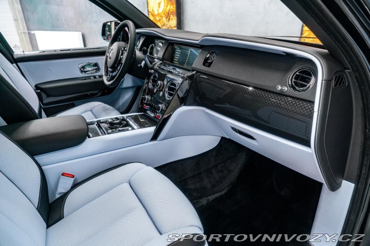 Rolls Royce Cullinan Black Badge MASSAGE 2023