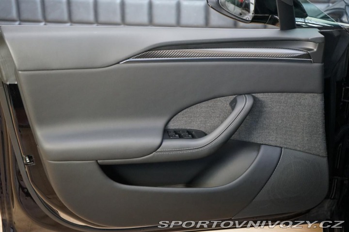 Tesla Model S Plaid 750kW Autopilot Pan 2022