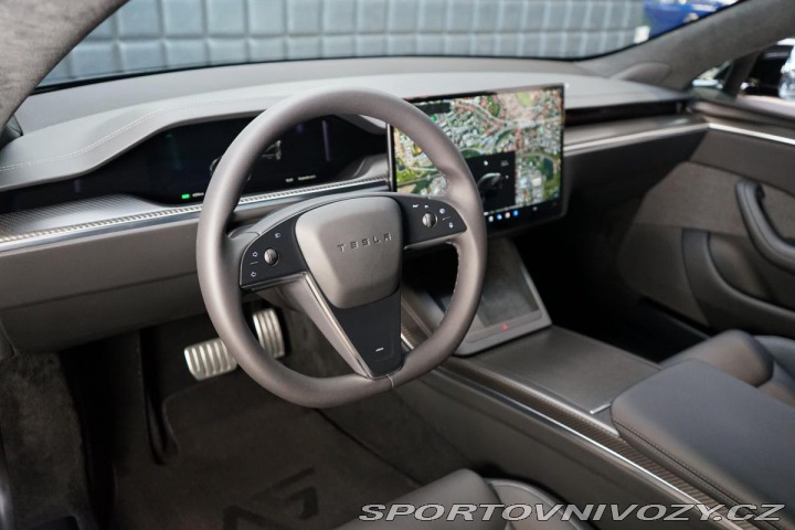 Tesla Model S Plaid 750kW Autopilot Pan 2022