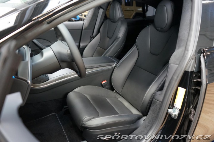Tesla Model S Plaid 750kW Autopilot Pan 2022