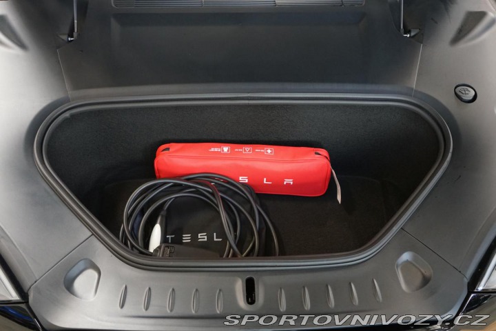 Tesla Model S Plaid 750kW Autopilot Pan 2022