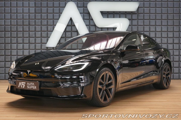 Tesla Model S Plaid 750kW Autopilot Pan 2022