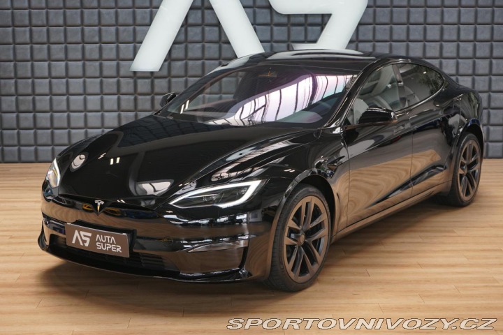 Tesla Model S Plaid 750kW Autopilot Pan 2022