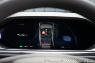 Tesla Model S Plaid 750kW Autopilot Pan 2022