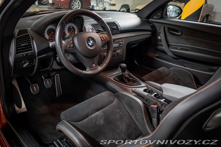 BMW 1 1M manuál, Performance 2011