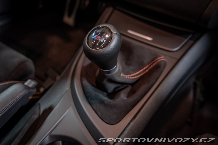 BMW 1 1M manuál, Performance 2011