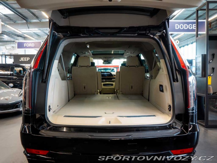 Ostatní značky Ostatní modely Cadillac Escalade 6.2 ESV Sport Platinum NV 2024