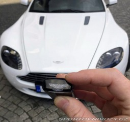 Aston Martin V8 Vantage kupé 2010
