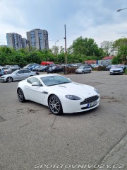 Aston Martin V8 Vantage kupé 2010