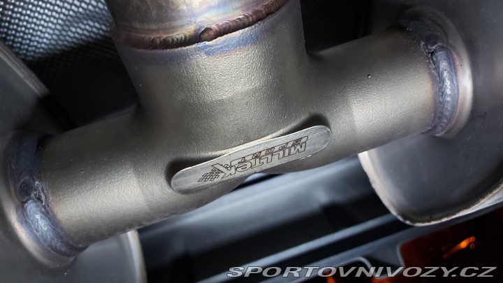 Ford Focus RS Sportovní Hatchback 2009