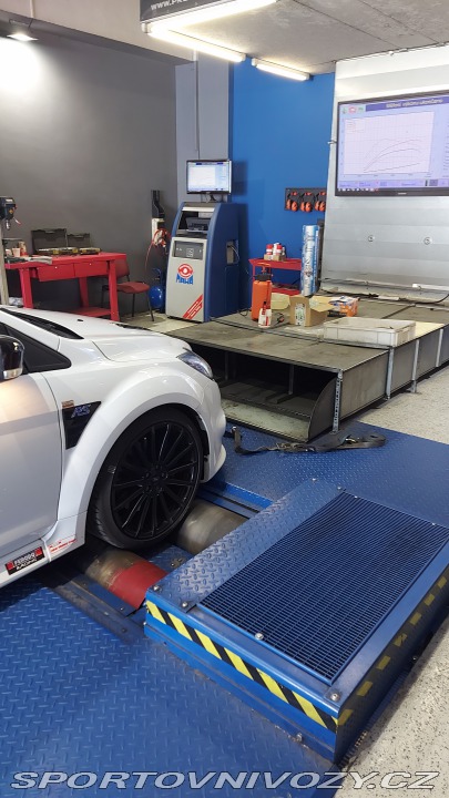 Ford Focus RS Sportovní Hatchback 2009