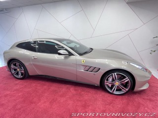 Ferrari GTC4Lusso V12*TAILOR MADE*1. MAJ.*T 2017