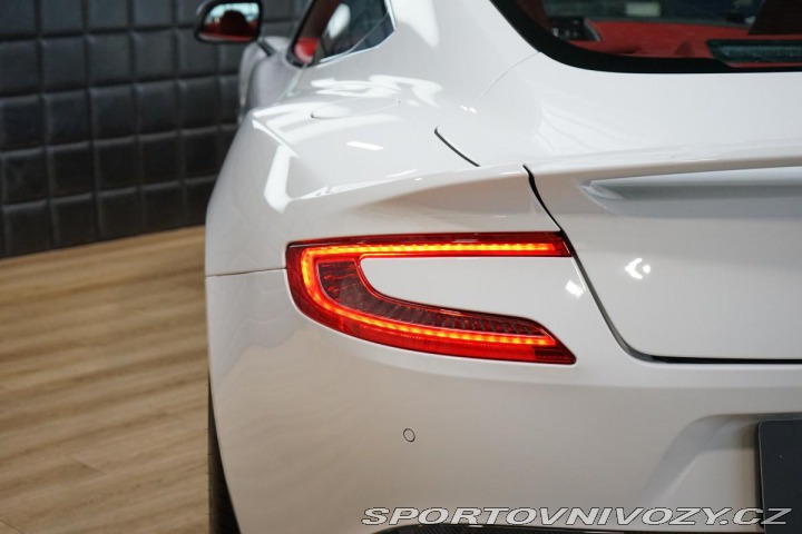Aston Martin Vanquish S 6.0 V12 433kW B&O C 2017
