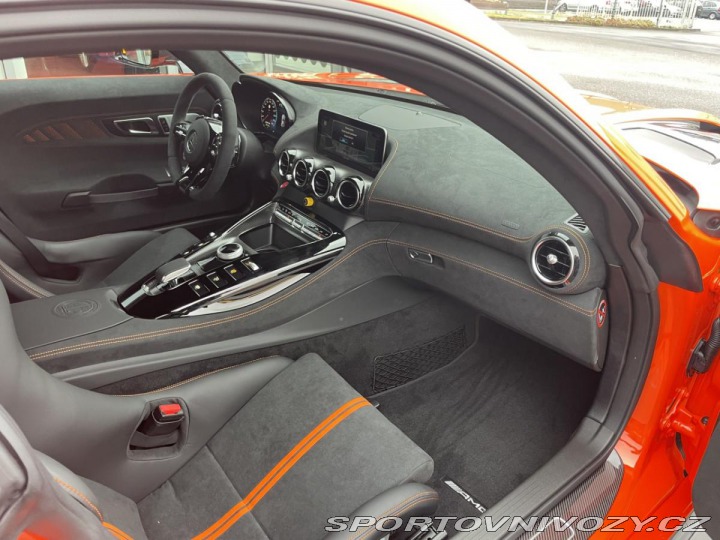 Mercedes-Benz AMG GT Black Series 2021