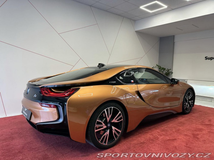 BMW i8 i8 FACELIFT*HARMAN*BAT. T 2018