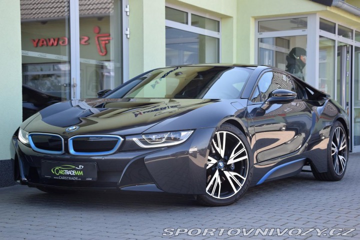 BMW i8 HEAD UP K360° LASER H/K Č