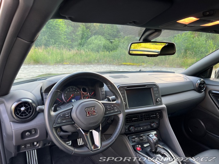 Nissan GT-R R35 Prestige Edition 2018