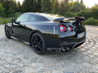 Nissan GT-R R35 Prestige Edition 2018