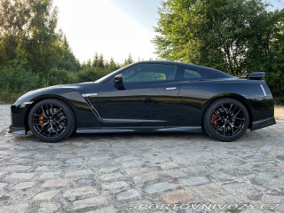 Nissan GT-R R35 Prestige Edition 2018