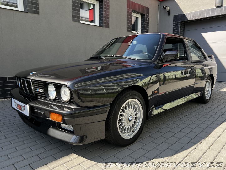 BMW M3 E30 1988