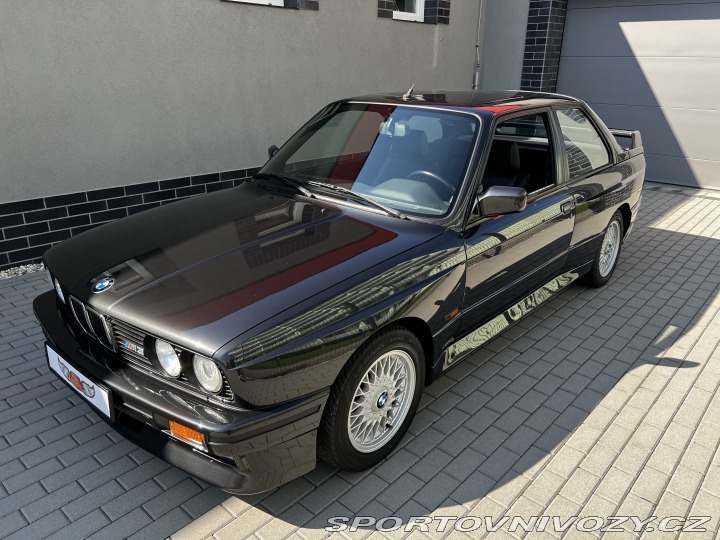 BMW M3 E30 1988