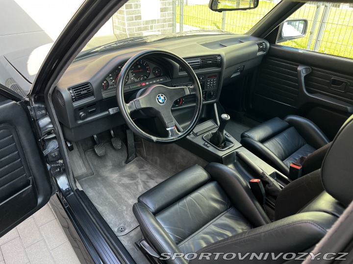 BMW M3 E30 1988
