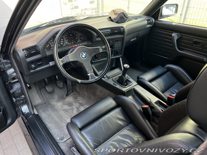 BMW M3 E30 1988