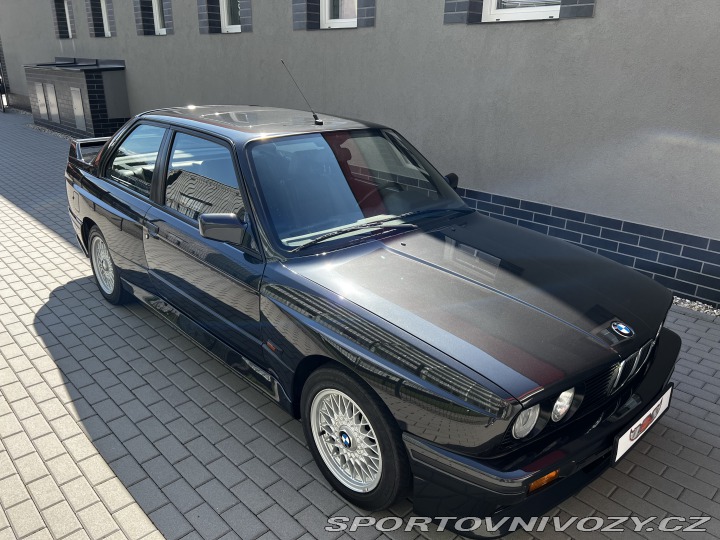 BMW M3 E30 1988