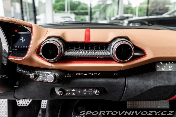 Ferrari Ostatní modely 812 Superfast Superfast/Cuoio/Carbon/36 2019