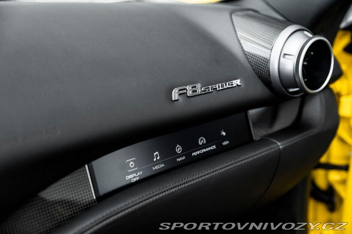 Ferrari F8 Spider 2023
