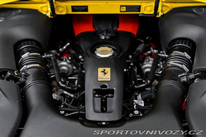 Ferrari F8 Spider 1800