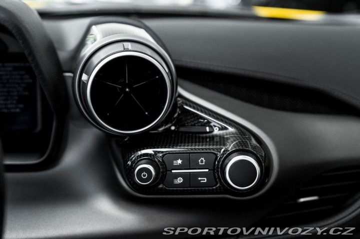 Ferrari F8 Spider 2023