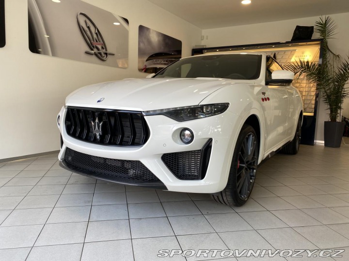 Maserati Levante TROFEO V8 - Poslední KUS 2023