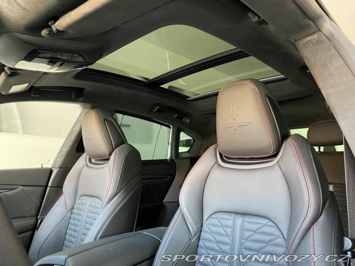 Maserati Levante TROFEO V8 - Poslední KUS 2023