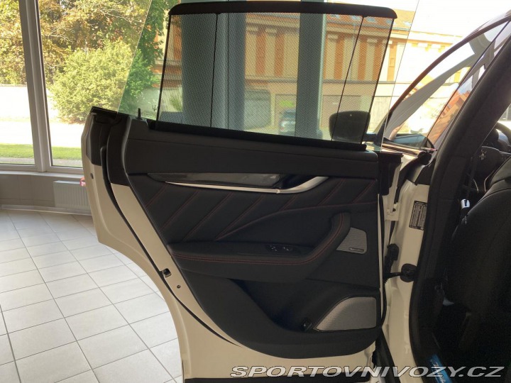 Maserati Levante TROFEO V8 - Poslední KUS 2023