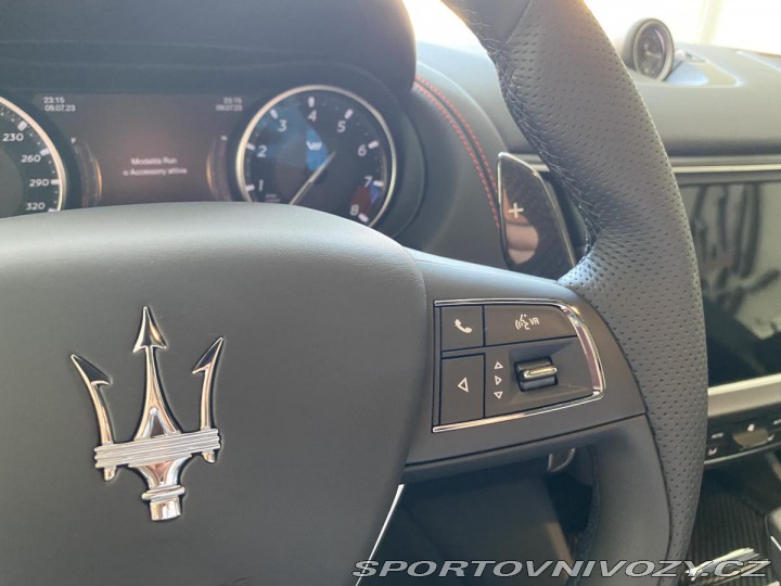 Maserati Levante TROFEO V8 - Poslední KUS 2023