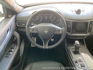 Maserati Levante TROFEO V8 - Poslední KUS 2023
