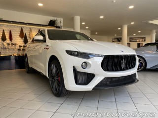 Maserati Levante TROFEO V8 - Poslední KUS 2023