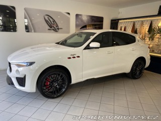 Maserati Levante TROFEO V8 - Poslední KUS 2023