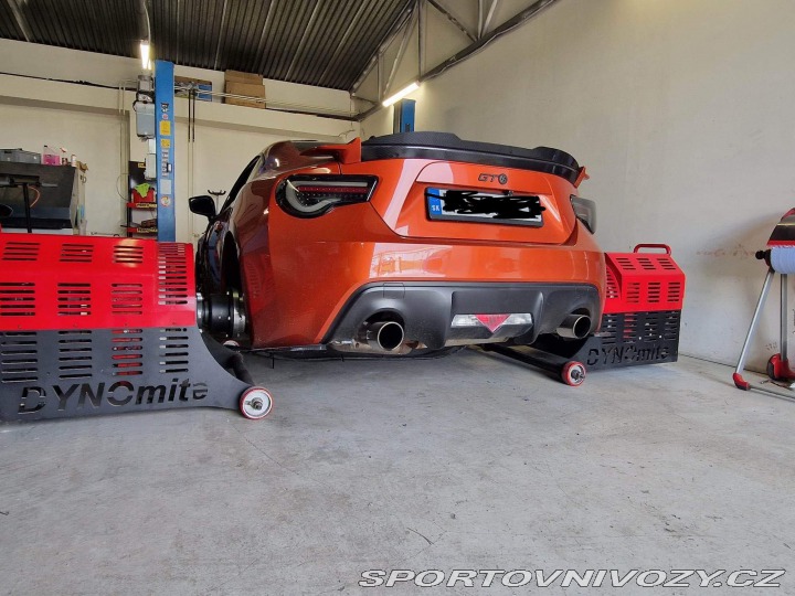 Toyota GT86 Turbo 2012