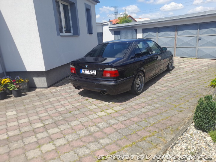 BMW M5 Nebourané motor po g.o 1999