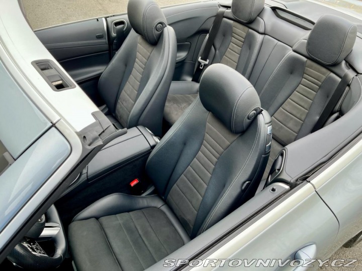 Mercedes-Benz E 220d AMG Cabrio*AIR*záruk 2021